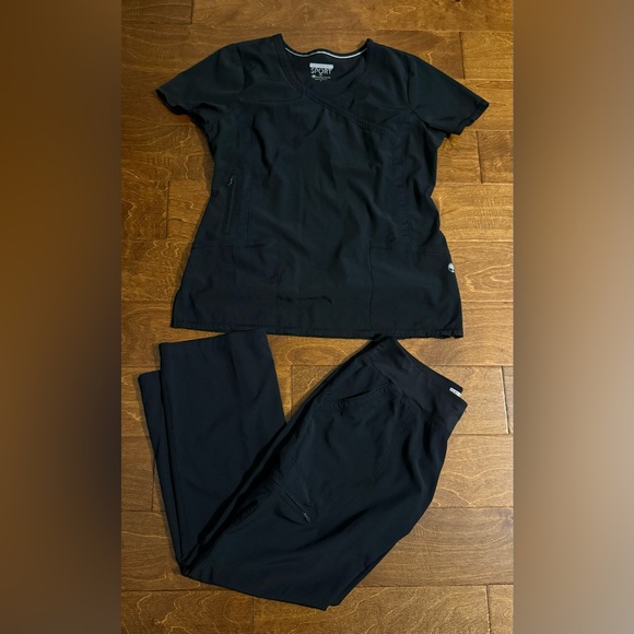 Healing Hands Performance Scrub Set - Black - Picture 1 of 4